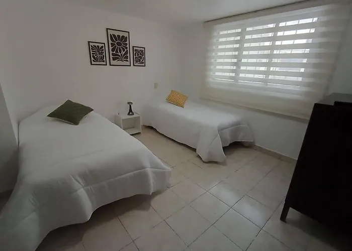 Casa Vista Aeropuerto -habitacion Doble Ava Apartment *